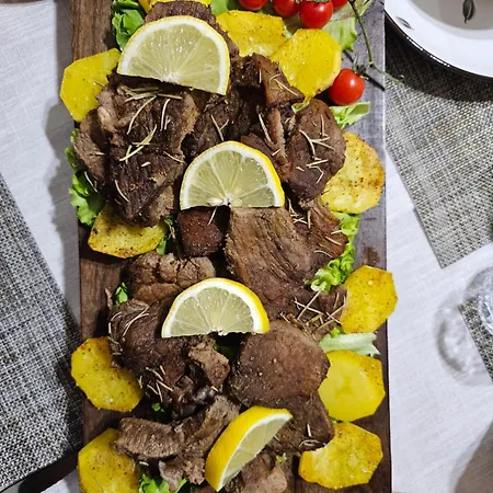 Pensionat Bujtina Goleci *