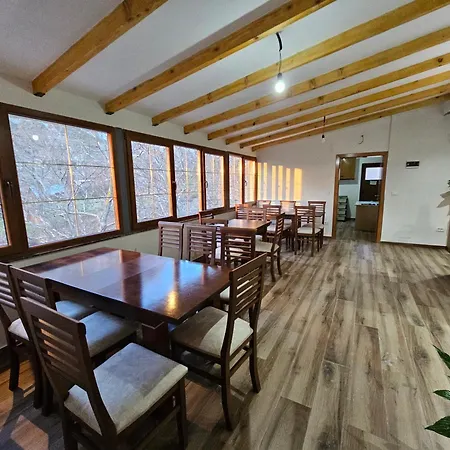 Πανσιόν Bujtina Goleci Rabdisht